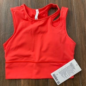 NWT Lululemon Master Motion Crop Tank size 6